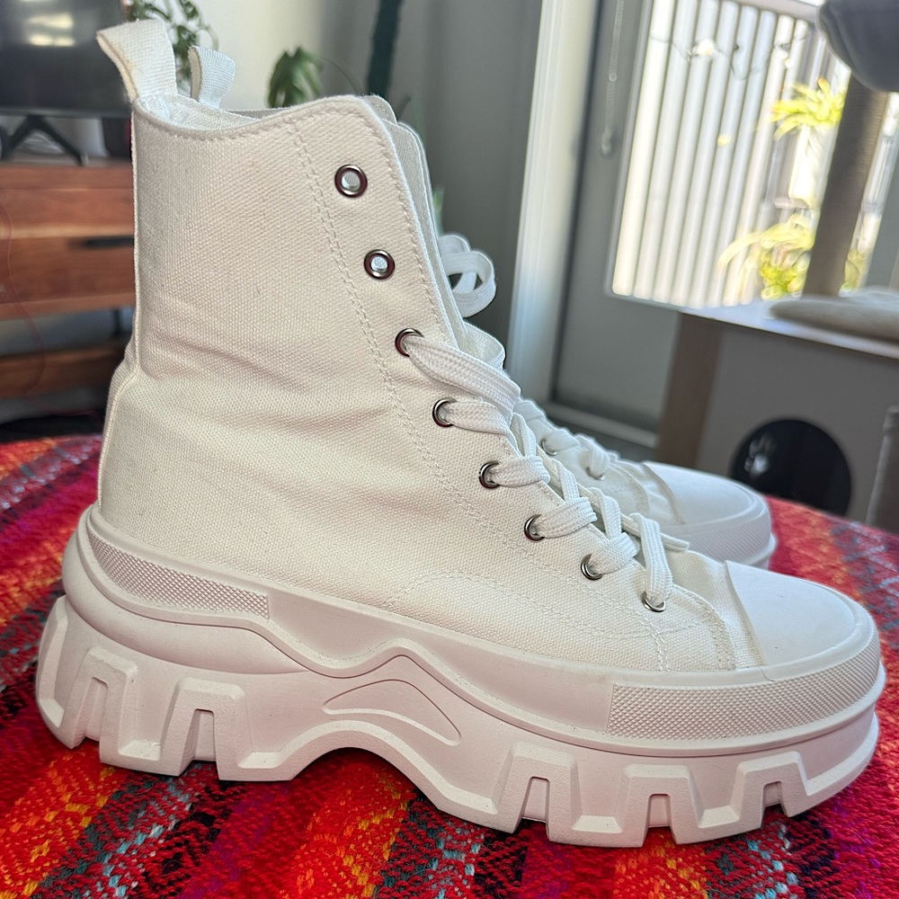 Dolls Kill Azaela Wang Platform Sneakers